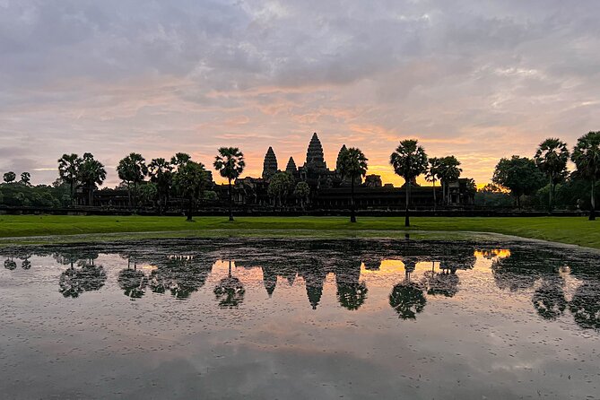 From Siem Reap: Angkor Wat and Floating Village 3-Day Trip - Day one: Angkor Thom, Bayon, and Angkor Wat