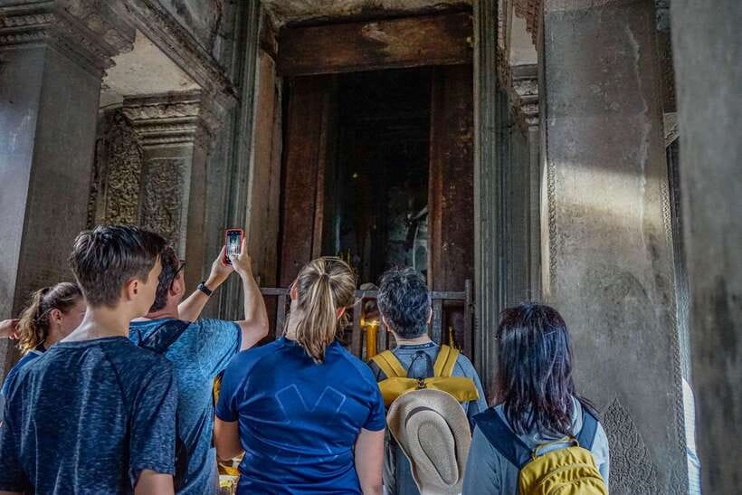 From Siem Reap: Angkor Wat Full-Day Private Tour & Sunrise - Breakfast, support vehicles, and the value of staying flexible