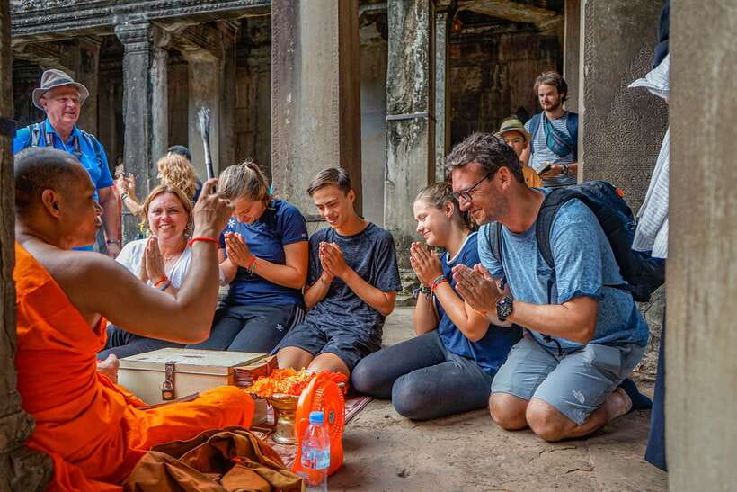 From Siem Reap: Angkor Wat Full-Day Private Tour & Sunrise - Angkor Wat: more than a sunrise photograph