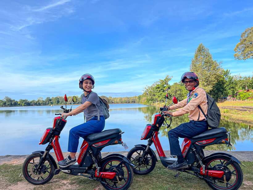 From Siem Reap: Angkor Wat Sunrise and Temples E-Bike Tour - 4:40 am pickup and the wait for sunrise