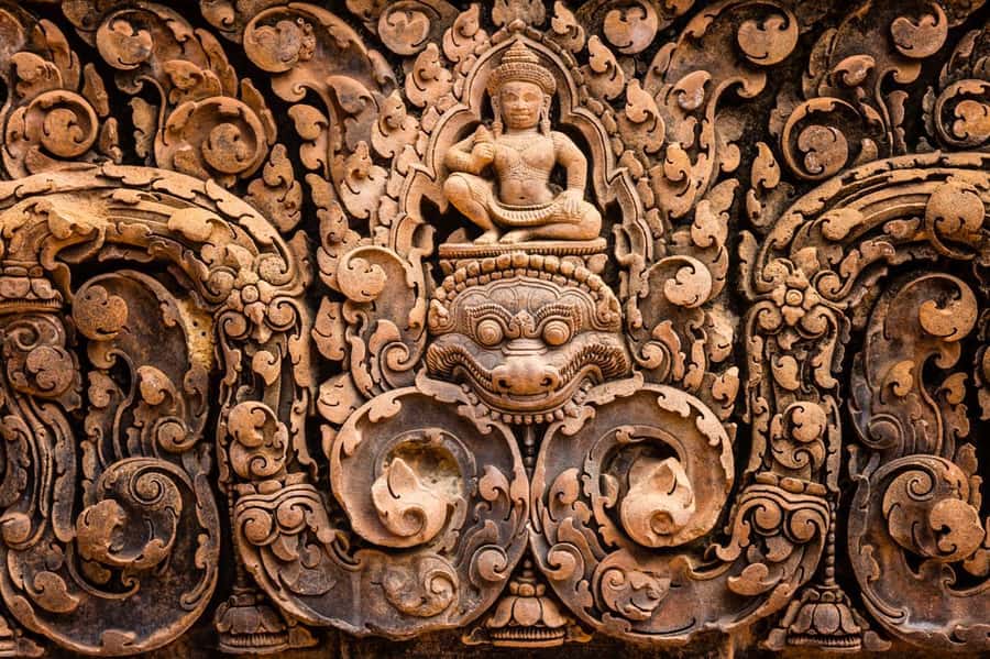 From Siem Reap: Banteay Srei Temple & Grand 5 Temple Tour - The guides are the real value