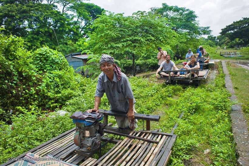 From Siem Reap: Battambang Day Trip Bamboo Train, Bats Cave - The early road from Siem Reap
