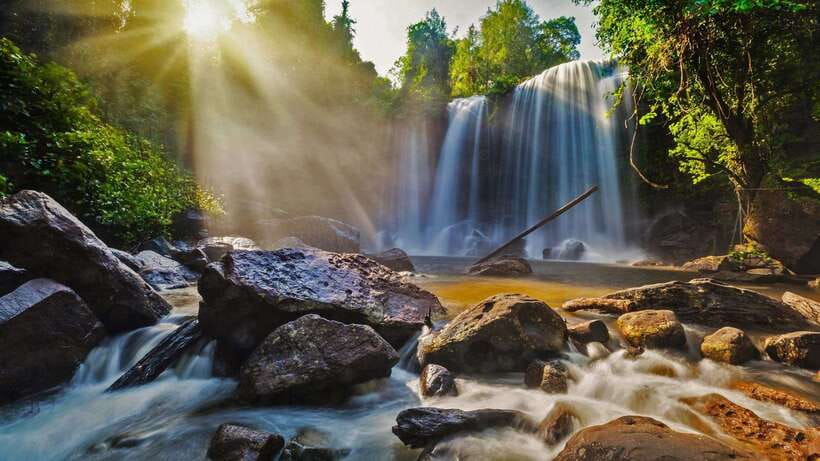 From Siem Reap: Small-Group Phnom Kulen Waterfall Day Tour - Why Phnom Kulen makes a fine break from Siem Reap