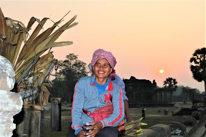 Full Day Angkor Park with Sunset by Tuk Tuk - Starting near Angkor Thom with a village visit