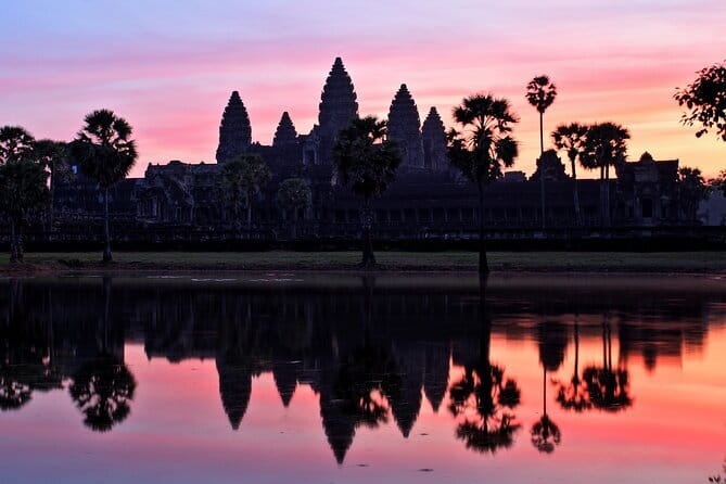 Full-Day Angkor Wat & All Must-See with Banteay Srei Private Tour - The two terraces are quick but worthwhile