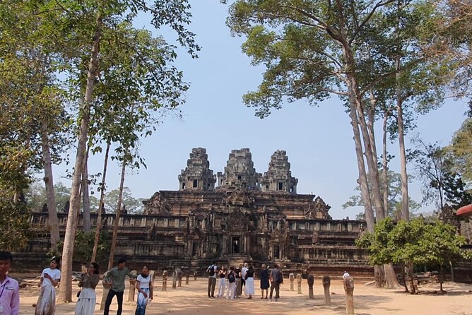 Full Day Angkor Wat Temples Tour with Pickup - Angkor Thom and Bayon’s stone faces