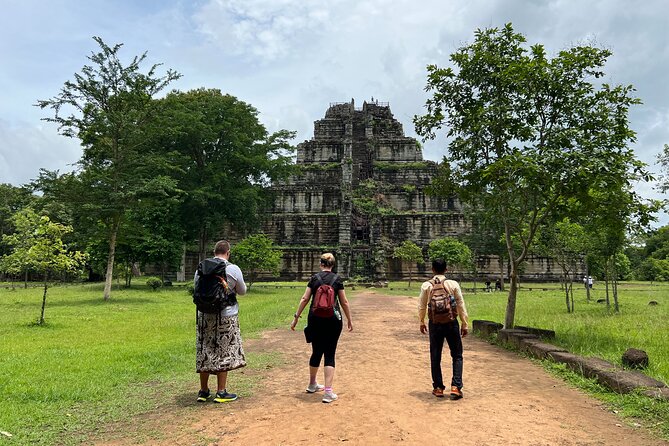 Full Day Banteay Srei Beng Mealea and Koh Ker Small Group Tour - Banteay Srei and Cambodia’s finest carving