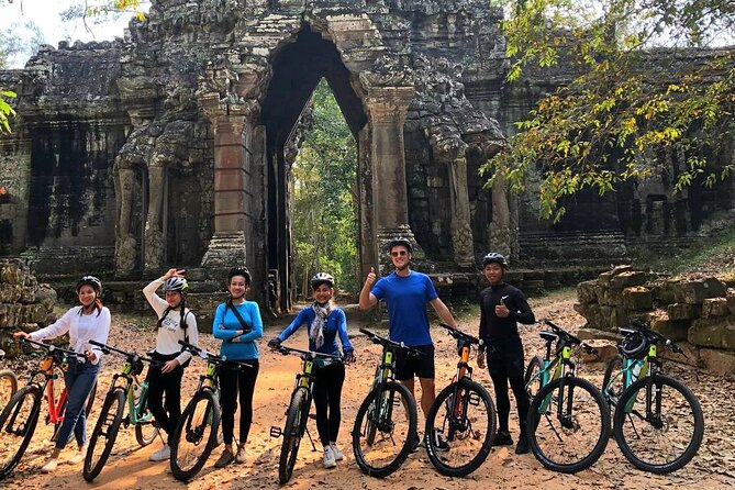 Full-Day Bike Tour in Siem Reap with Zipline - Why this combination works so well