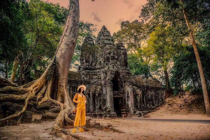 Full Day Private of Angkor Wat Tour with Tuk Tuk - Angkor Wat, the grand opening stop