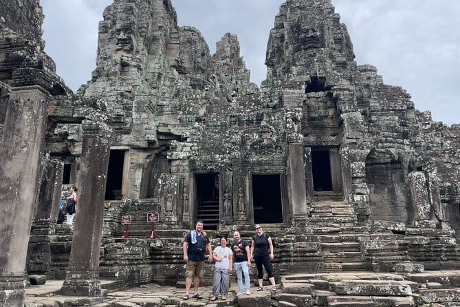 Full Day Tour Photography in Siem Reap - Photographing Angkor Wat as the sky changes