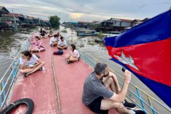 Half Day Kompong Pluck stilt home Village on Tonle Sap & Sunset - Cruising past schools, pagodas, and fishing boats