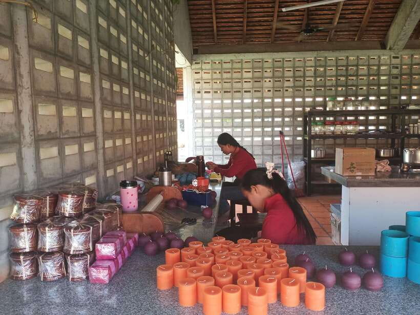Half Day Trip: Silk Farm, Satcha, and Senteur d'Angkor Tour - The tuk-tuk ride from central Siem Reap