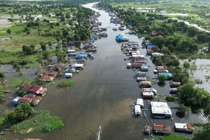 Kampong Khleang Floating Village and Tonle Sap Half Day Tour - Seeing Kampong Khleang’s stilted homes