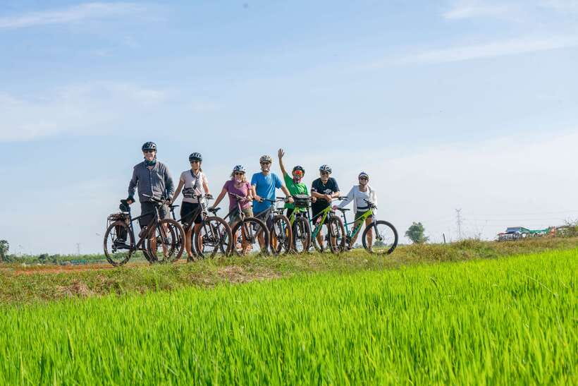 Kampong Phluk: Floating Village Sunset Bike Tour or E-Bike - Should you book the Kampong Phluk sunset bike tour?