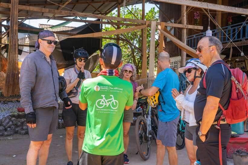 Kampong Phluk: Floating Village Sunset Bike Tour or E-Bike - The guides make the difference