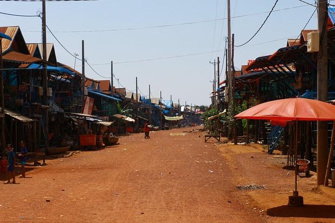 Kampong Phluk Floating Village & Sunset Lake Canoe Tour - The drive from Siem Reap and what the $20 covers