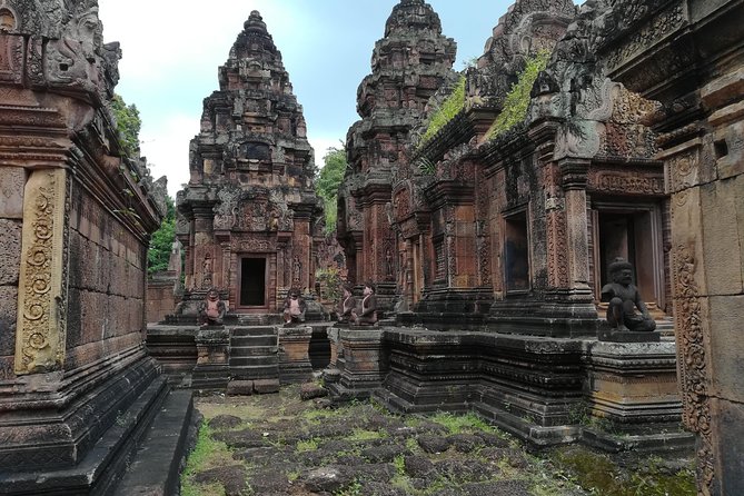 Kbal Spean, Banteay Srei & Banteay Samre temple - Kbal Spean and the River of 1000 Lingas
