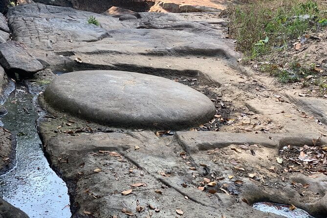 Kbal Spean, Banteay Srei, Beng Melea & Rolous temples Tour - Why this route is different from the usual Siem Reap temple day