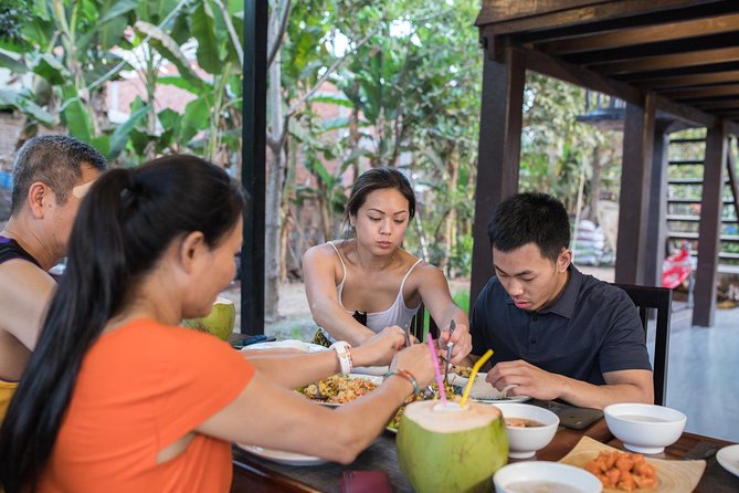 Khmer Cooking Class at a Local's Home in Krong Siem Reap - A Khmer cooking class that starts with shopping