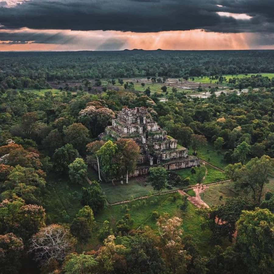 Koh Ker & Beng Mealea Temple Guided Tour - Who will enjoy this trip most