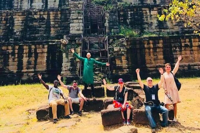 Koh Ker Temple Group & Beng Mealea Full-Day Join-in Tour - The morning pickup and minivan ride