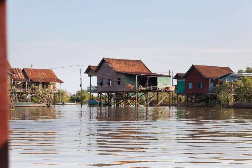 Kompong Khleang Floating Village: Full-Day from Siem Reap - Fishing culture before the main boat ride