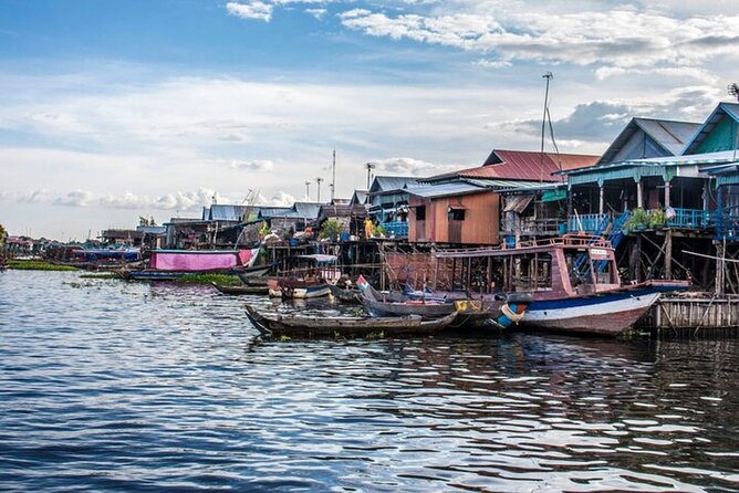 Kompong Phluk Village Tonle Sap Lake Half-Day Tour From Siem Reap - Comfort, boats, and the small-group promise