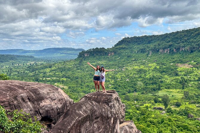Kulen Mountain Tour with Picnic and Floating Village Sunset - Sunset on Tonlé Sap