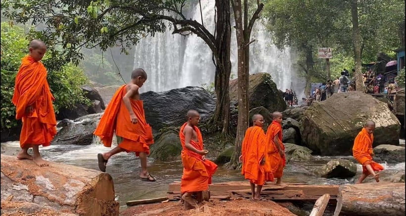 Kulen Waterfall Park with Small Groups & Guide tour - The Landmine Museum and Cambodia’s recent past