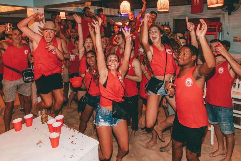 Mad Monkey Siem Reap Pub Crawl - What the $12 Mad Monkey night is really selling
