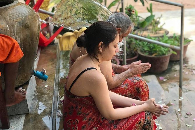 Monk Blessing Ceremony in Siem Reap - Why the guide makes a difference