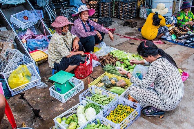 Morning Cooking Class and Market Tour in Siem Reap - Reading Siem Reap’s market through food