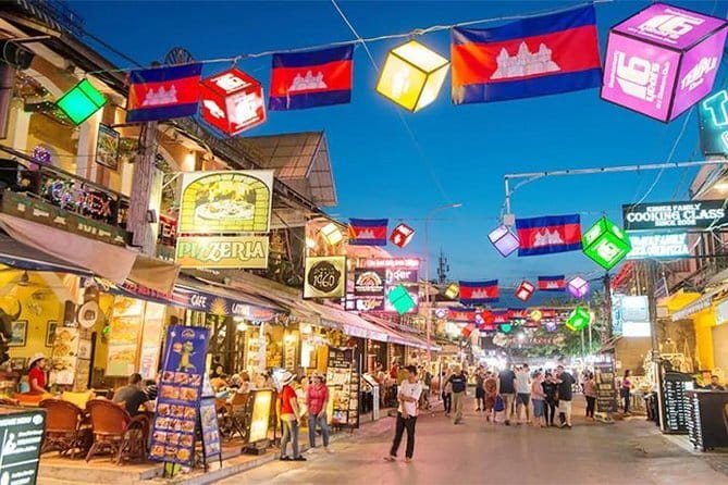 Night Street Tour in Siem Reap - The 60 Road night market and its local flavors