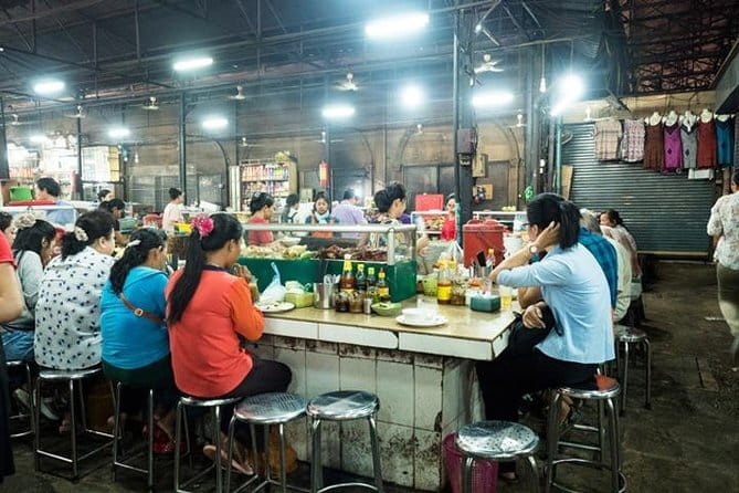 Night Street Tour in Siem Reap - Pub Street, Khmer dishes, and the speakeasy stop
