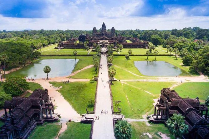 One day Angkor temple tour with private driver - Practical clothing and comfort advice