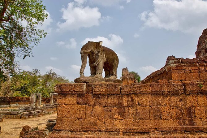 One Day Angkor World Heritage Tour - Bayon and the stone faces of Angkor Thom