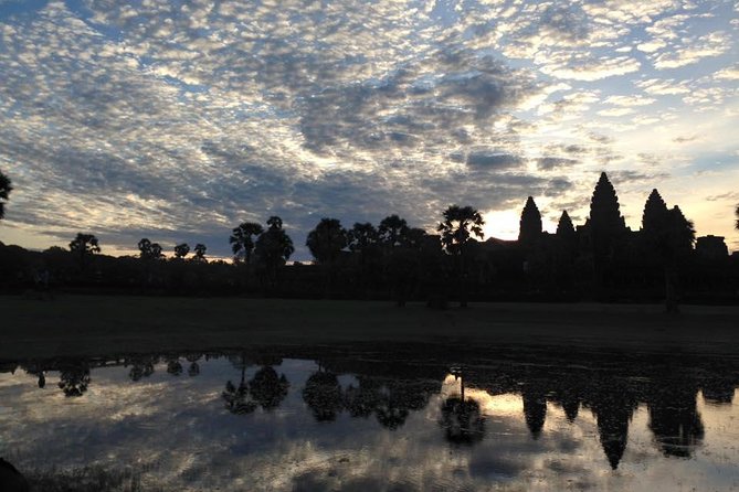 One Day tour with sunrise in car with A/C or Van & Guide. - Transport, water, and the value of comfort