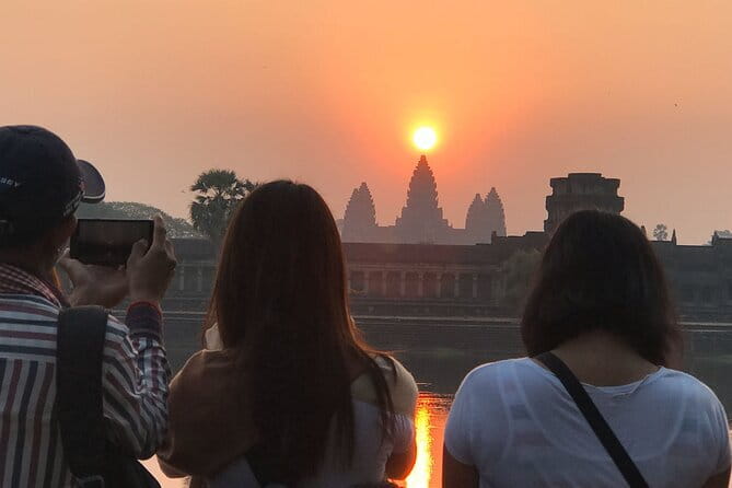 One Way Siem Reap Airport Pick Up or Airport Transfer - Cancellation and timing rules