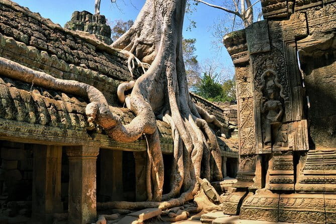 Personalised Angkor Wat Sunrise Off-the-Beaten Track Tour - Local villages and the road between temples