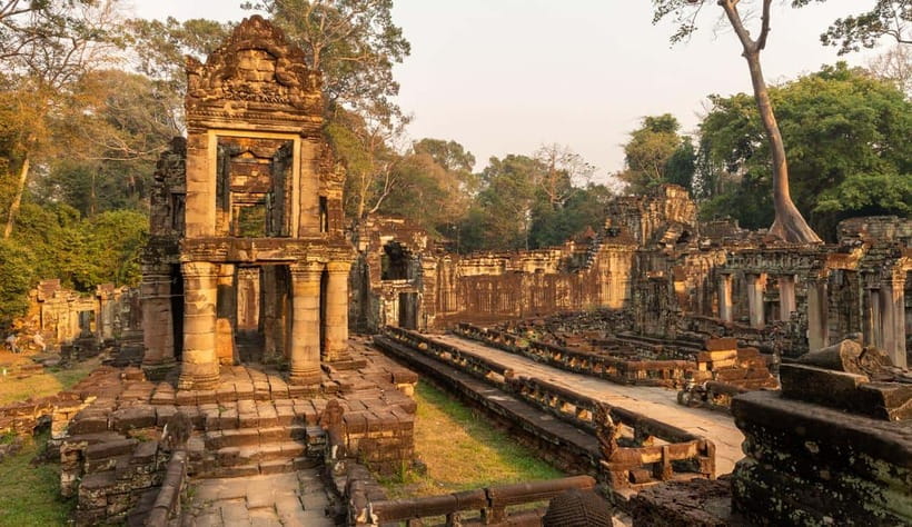 Phnom Bakheng Sunset Tour, Pre Rup, Neak Pean, Preah Khan - Preah Khan and the temple reclaimed by trees
