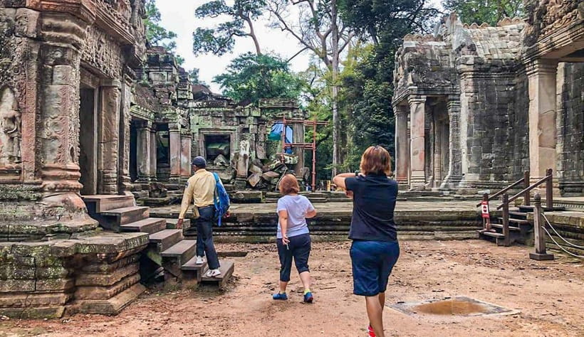 Phnom Bakheng Sunset Tour, Pre Rup, Neak Pean, Preah Khan - Pre Rup and the power of a temple mountain