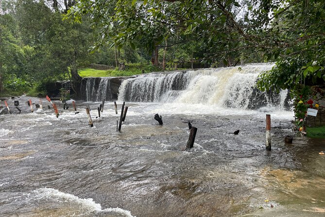 Phnom Kulen Waterfall and Banteay Srei Temple Tour from Siem Reap - Who should book this experience
