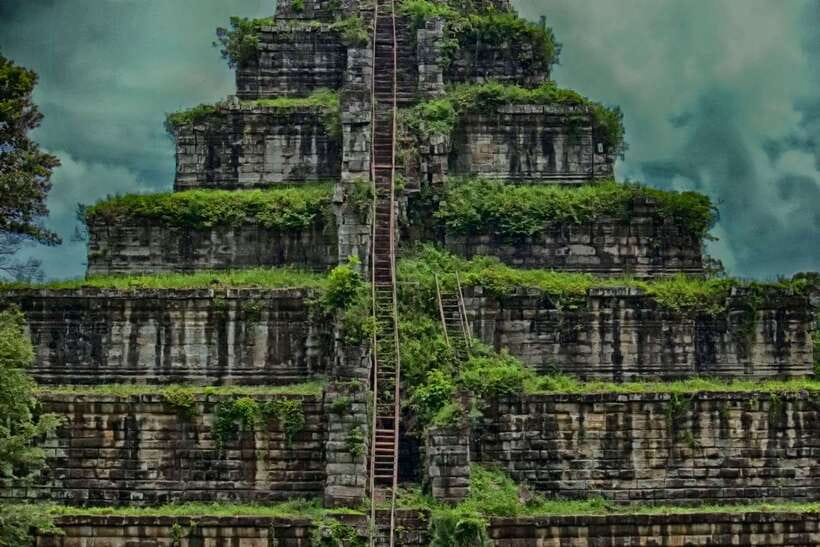 Prasat Thom, Koh Ker Group & Beng Mealea Full-Day Tour - Beng Mealea and its one-square-kilometer jungle setting