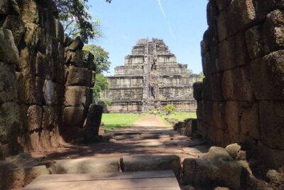 Preah Vihear, Koh Ker & Beng Mealea Tour