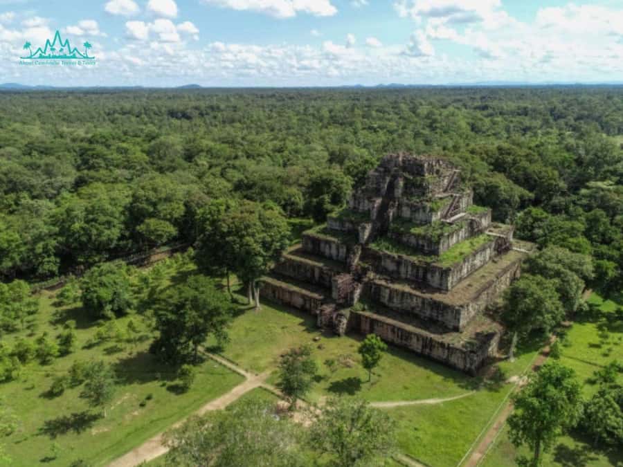 Preah Vihear Temple Koh Ker & BengMealea Tour from Siem Reap - Two hours at Preah Vihear Temple