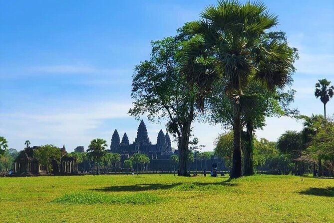 Private 2 Days Angkor Wat Sunrise and Discover all Major Temples - Baphuon, Phimeanakas, and the royal terraces