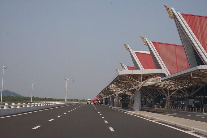 Private Airport Transfer: Siem Reap Angkor (SAI) ↔ City Hotels - Clean vehicles and enough room for luggage