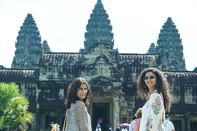 Private Angkor Sunrise Bayon Ta Prohm Bonteay Srie Vip Tour - The 4:40 am start at Angkor Wat