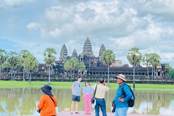 Private Angkor Wat and Lost Temple Jungle Tour - Ta Prohm: the temple where nature takes the stage