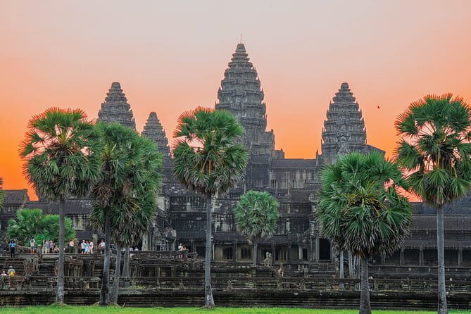 Private Angkor Wat Sunrise Guide Tour include Breakfast and Snack - What $60 covers, and what it does not